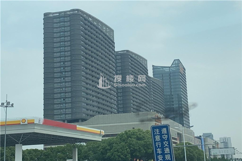 苏州相城天虹广场