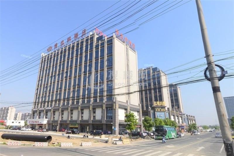 万宝世纪广场