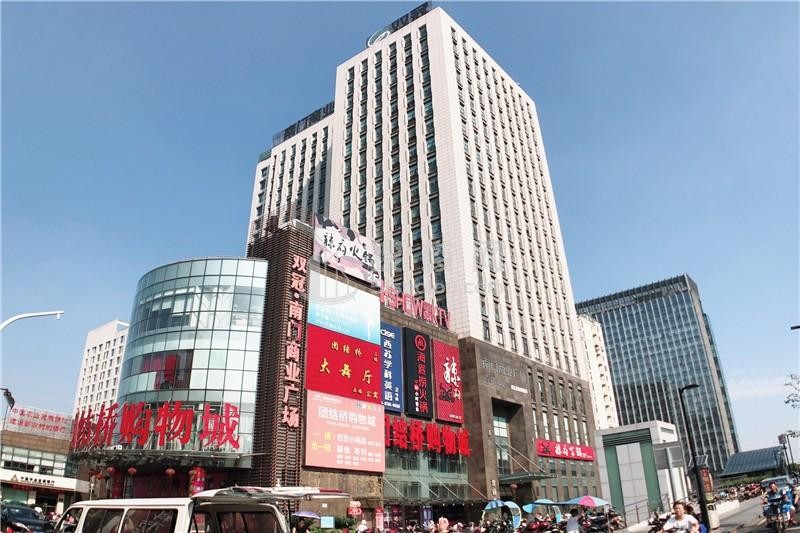 双冠南门商业广场